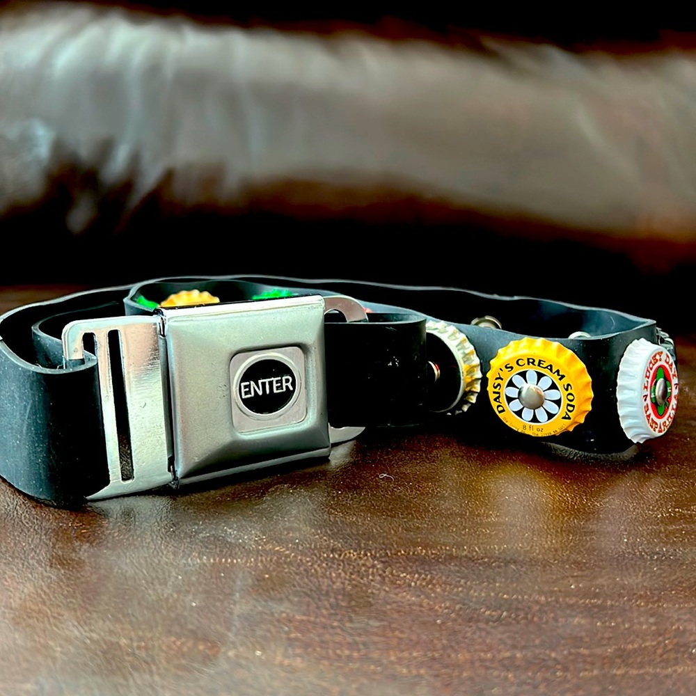 Bottlecap belt size Small Like New!!